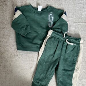 Carter's Green and Cream Kids Sweatshirt and Jogger Set